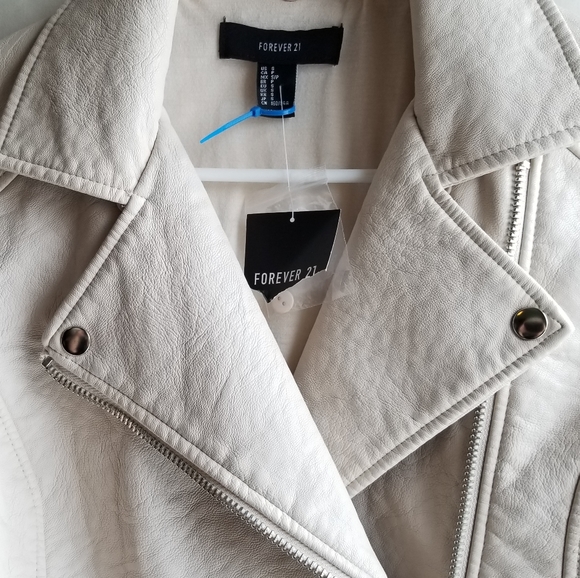 NWT - Forever 21 Faux Leather Biker Jacket - Picture 12 of 12